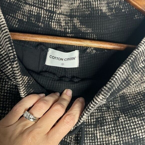 NWT Cotton Citizen Black Acid Washed Waffle Knit Pull On Shorts Small - Picture 10 of 11